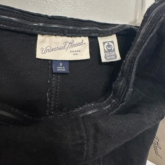 NWT Women’s Universal Threads Black Denim Strapless Dress
Size 8 - Picture 4 of 4